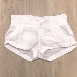 Gauze smocked waist shorts